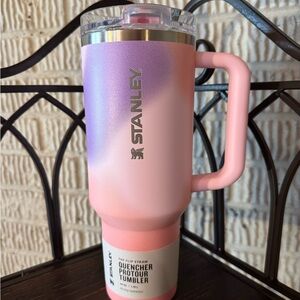 NWT Stanley Rose Petal 40oz ProTour